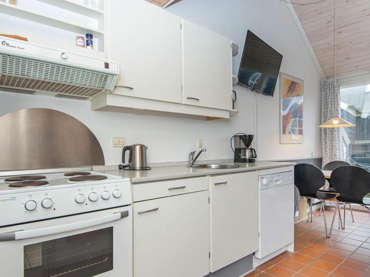 6 Person Holiday Home In Fan Fano Bagian luar foto